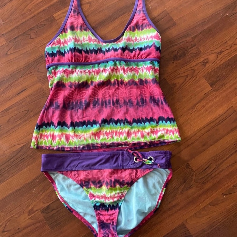Women’s Athleta tankini
